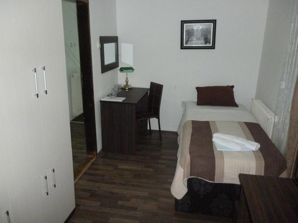 Gros Hotel - Leskovac ليسكوفاك المظهر الخارجي الصورة
