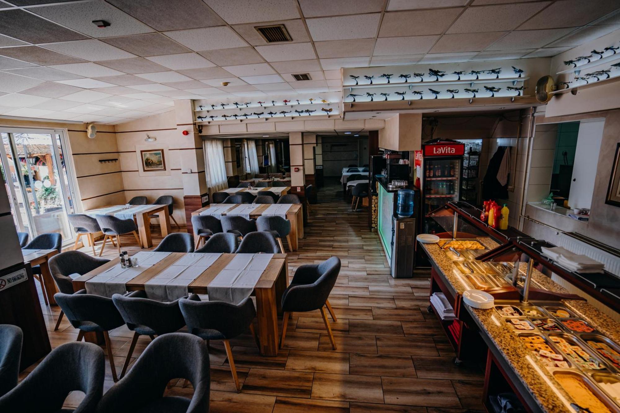 Gros Hotel - Leskovac ليسكوفاك المظهر الخارجي الصورة